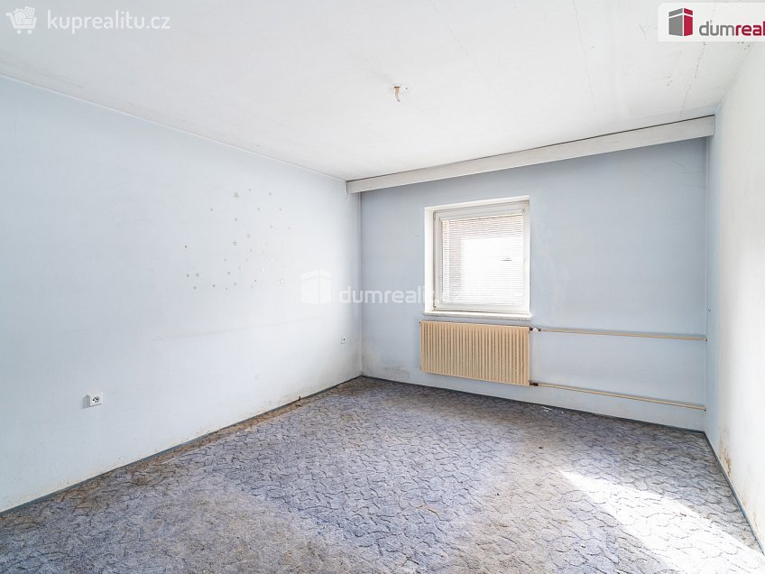 Prodej  rodinného domu 614 m^2 Karlovice, Karlovice 