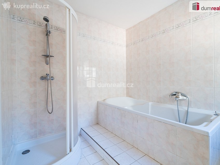 Prodej  rodinného domu 230 m^2 Věteřov, Věteřov 