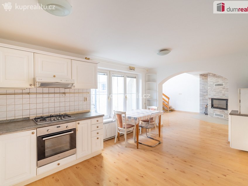 Prodej  rodinného domu 230 m^2 Věteřov, Věteřov 