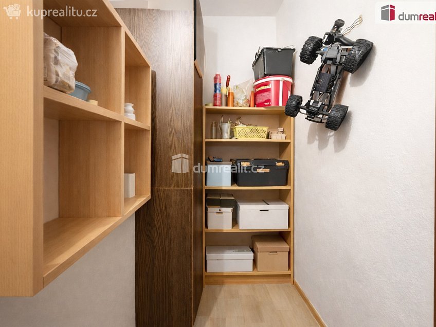 Prodej bytu 3+1 69 m^2 Peškova, Ústí nad Labem 