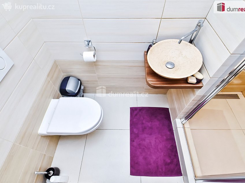 Prodej  rodinného domu 104 m^2 Hájecká, Chýně 