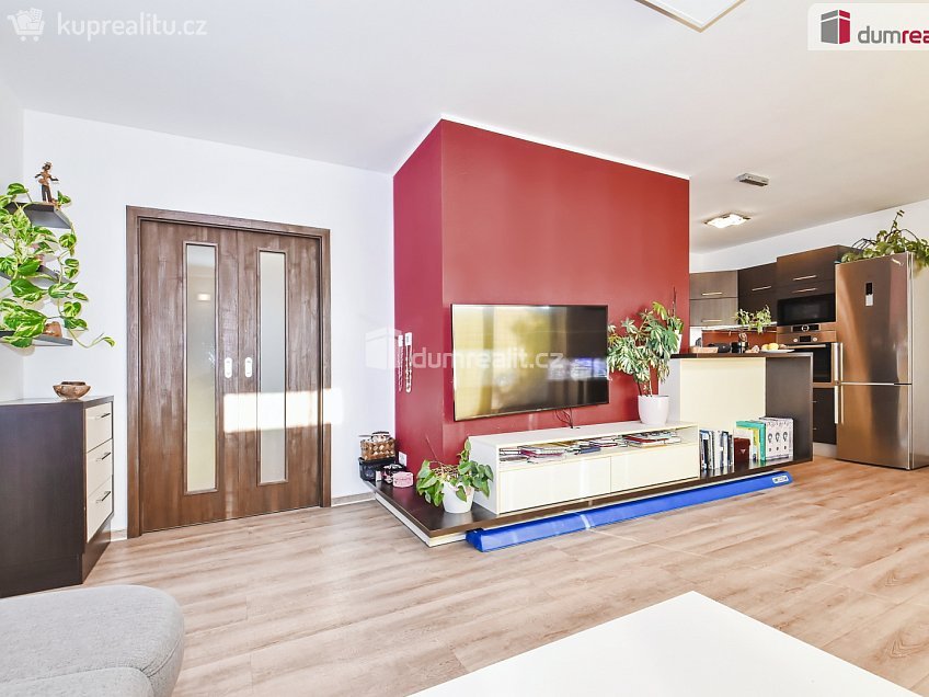 Prodej  rodinného domu 104 m^2 Hájecká, Chýně 