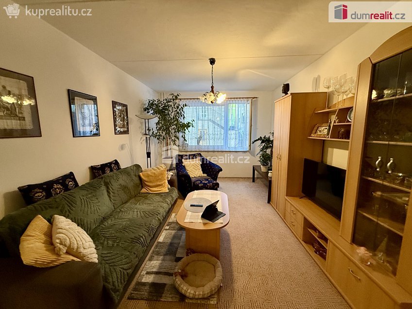 Prodej bytu 4+1 60 m^2 1. máje, Karlovy Vary 