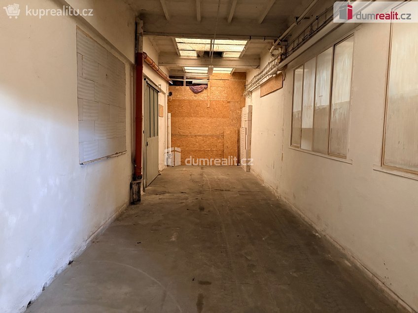 Pronájem  skladu 30 m^2 Husova, Podivín 