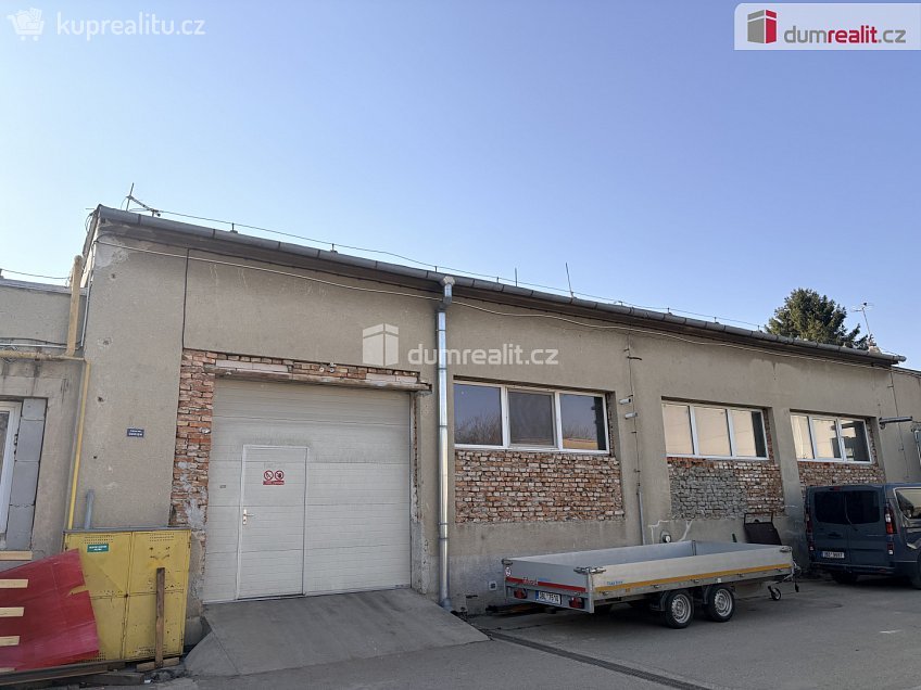 Pronájem  skladu 30 m^2 Husova, Podivín 