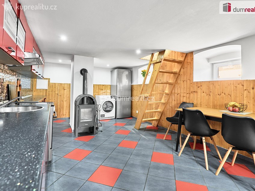 Prodej  rodinného domu 79 m^2 Stanovice, Stanovice 