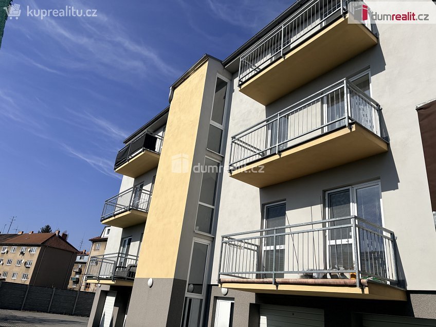 Pronájem bytu 2+kk 50 m^2 Lidická, Břeclav 