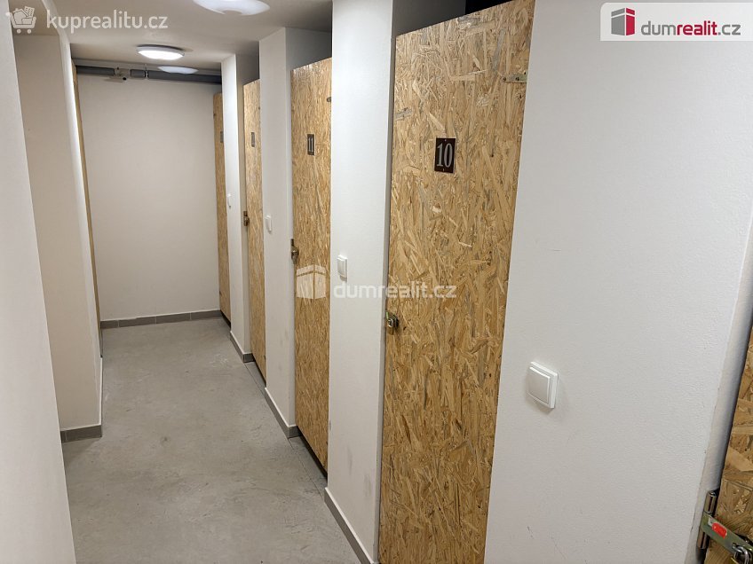 Pronájem bytu 2+kk 50 m^2 Lidická, Břeclav 