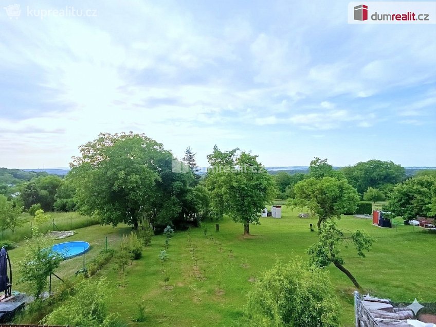 Prodej  rodinného domu 210 m^2 Hostín, Hostín 