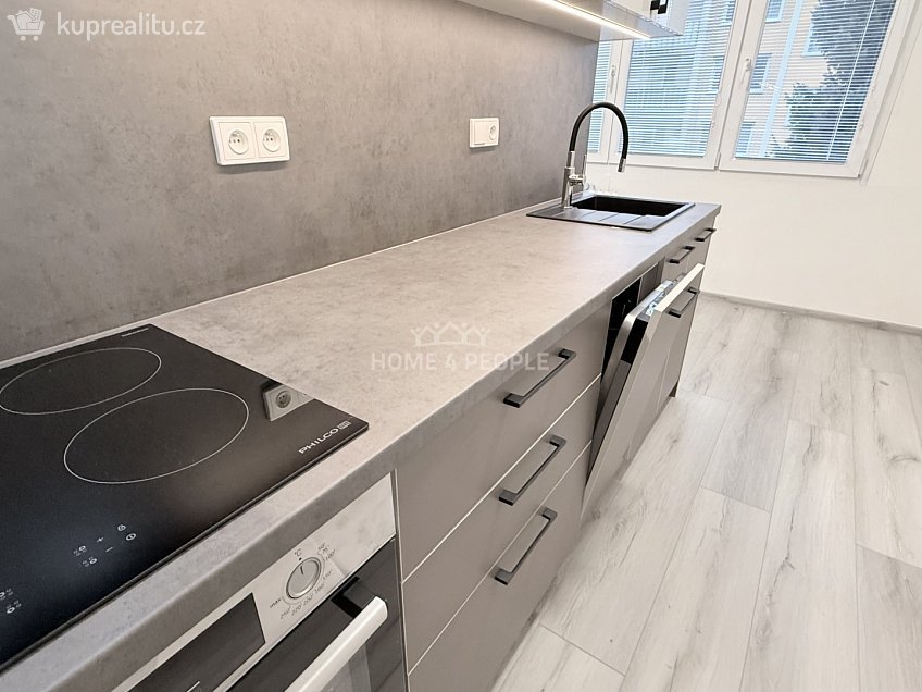 Pronájem bytu 2+1 60 m^2 Čelakovského, Vimperk 