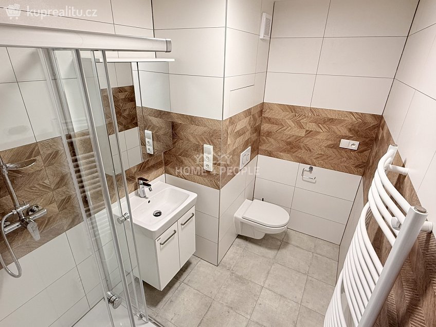 Pronájem bytu 2+1 60 m^2 Čelakovského, Vimperk 