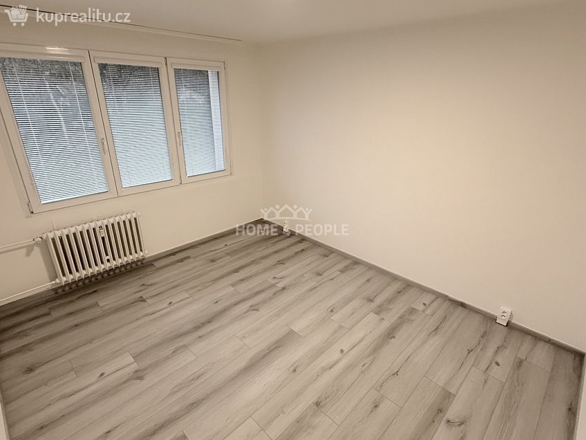 Pronájem bytu 2+1 60 m^2 Čelakovského, Vimperk 