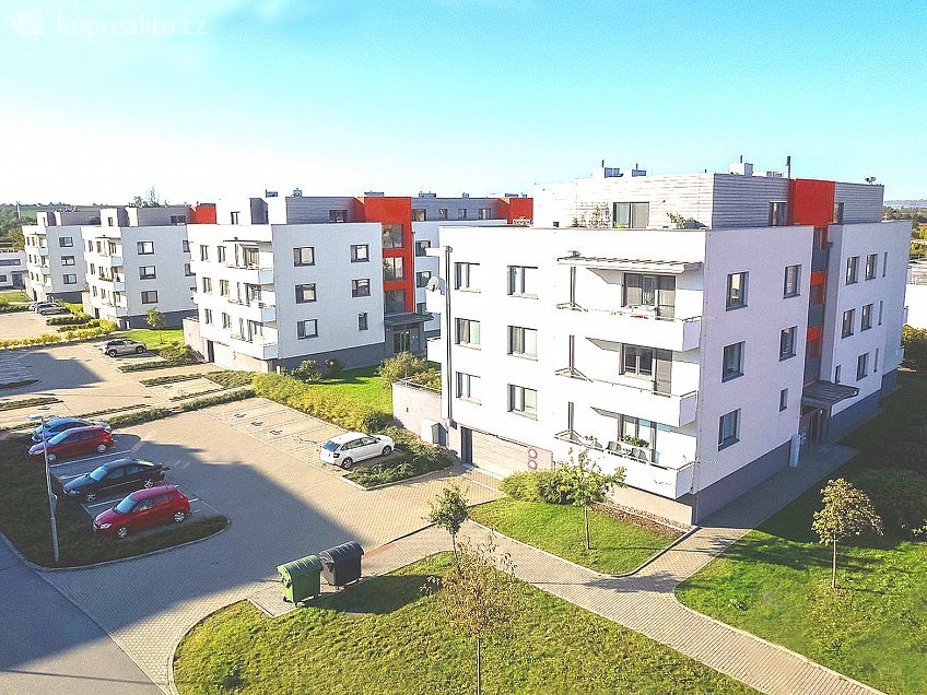 Pronájem bytu 2+kk 62 m^2 Zelnice II, Brno 68401