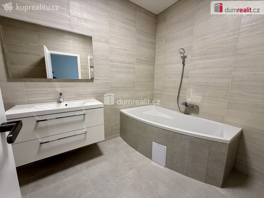 Prodej  rodinného domu 177 m^2 K Malé Hleďsebi, Velká Hleďsebe 