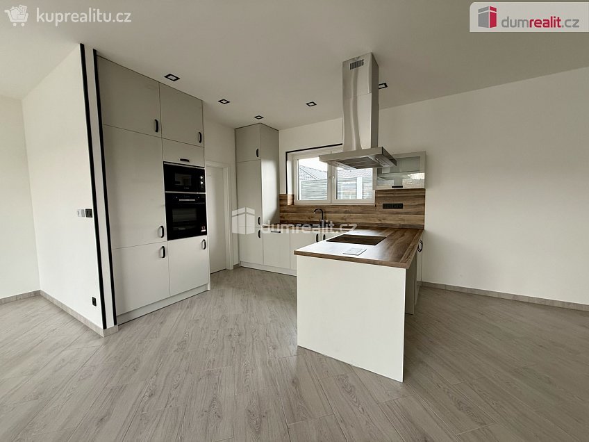 Prodej  rodinného domu 177 m^2 K Malé Hleďsebi, Velká Hleďsebe 