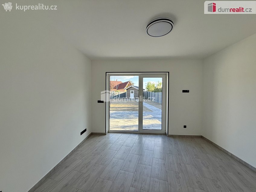 Prodej  rodinného domu 177 m^2 K Malé Hleďsebi, Velká Hleďsebe 