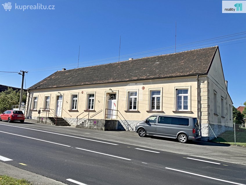 Prodej  komerční reality 471 m^2 Dolce, Dolce 