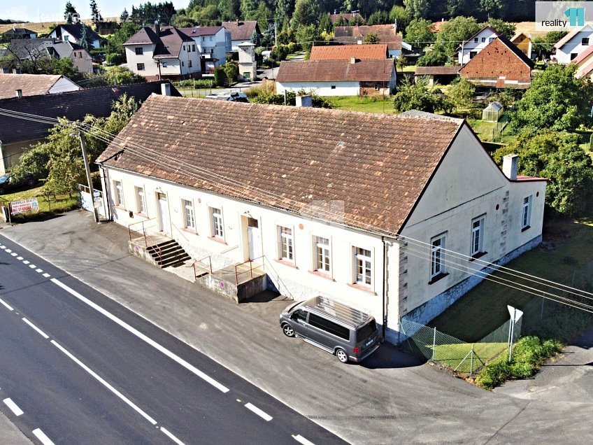 Prodej  komerční reality 471 m^2 Dolce, Dolce 