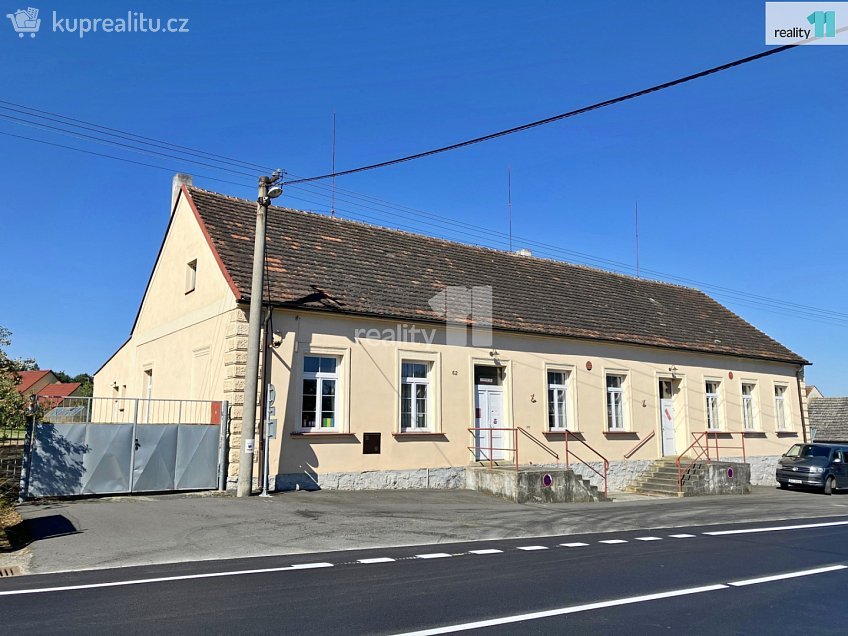 Prodej  komerční reality 471 m^2 Dolce, Dolce 