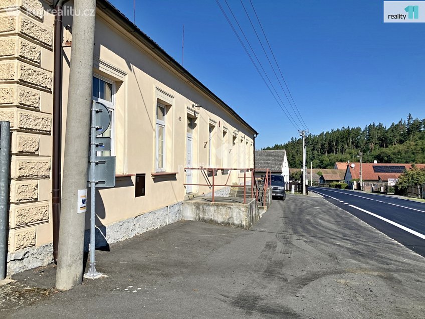 Prodej  komerční reality 471 m^2 Dolce, Dolce 