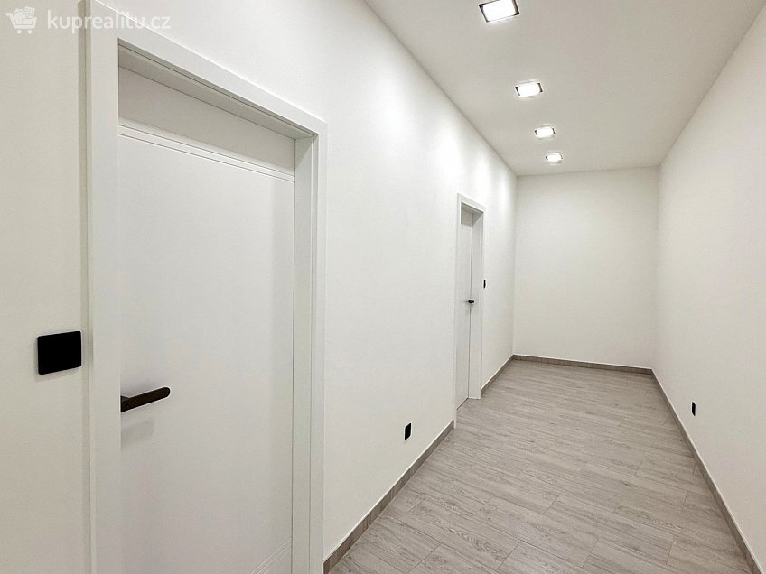 Prodej  rodinného domu 177 m^2 K Malé Hleďsebi, Velká Hleďsebe 