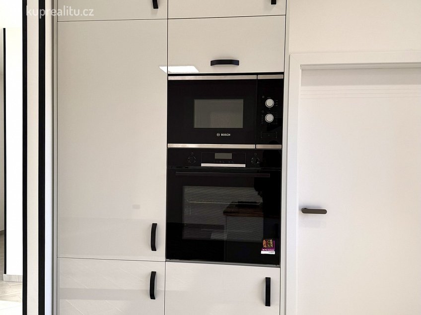 Prodej  rodinného domu 177 m^2 K Malé Hleďsebi, Velká Hleďsebe 