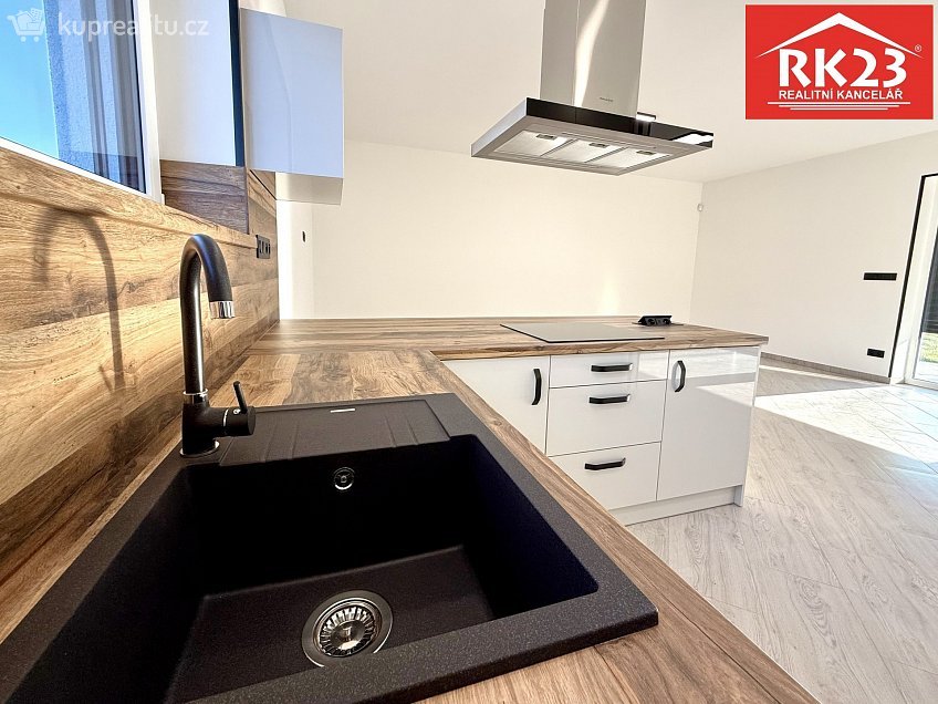 Prodej  rodinného domu 177 m^2 K Malé Hleďsebi, Velká Hleďsebe 