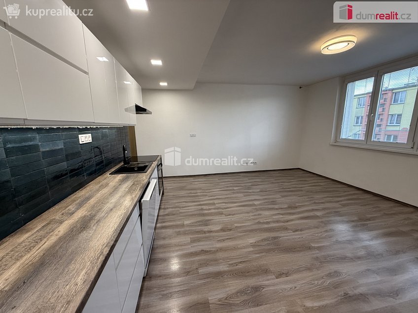 Pronájem bytu 2+kk 52 m^2 Družstevní, Litoměřice 