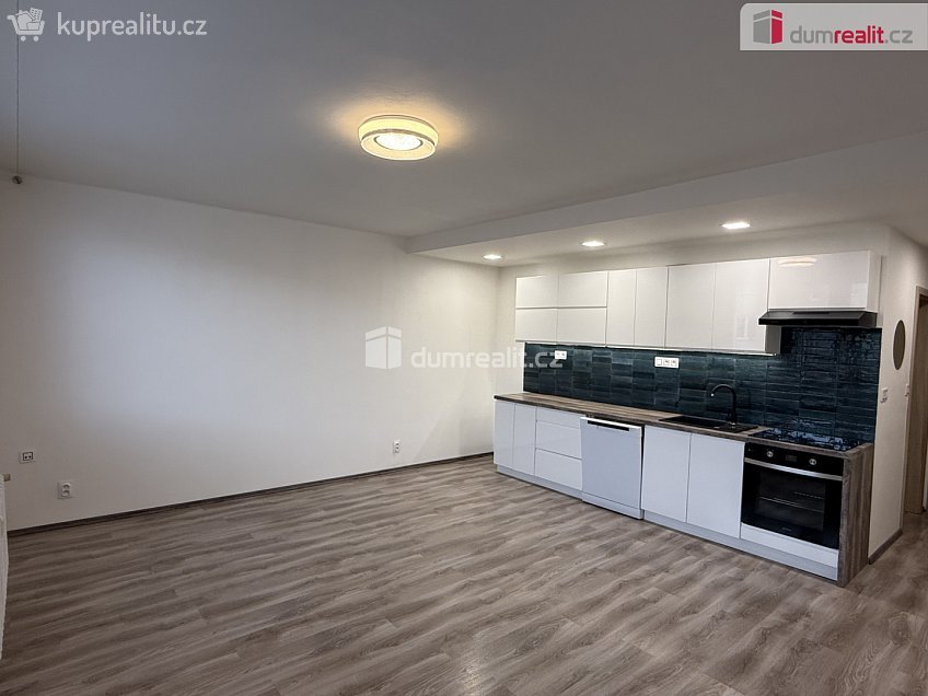 Pronájem bytu 2+kk 52 m^2 Družstevní, Litoměřice 