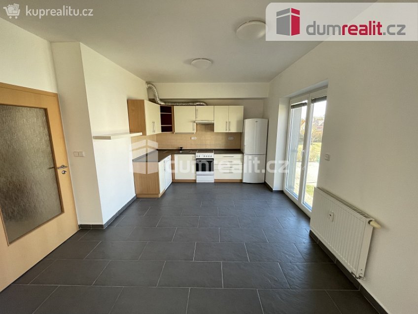 Pronájem bytu 2+kk 59 m^2 Přeučilova, Praha 13 