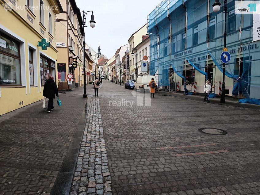 Pronájem  obchodních prostor 98 m^2 Jindřicha z Lipé, Česká Lípa 