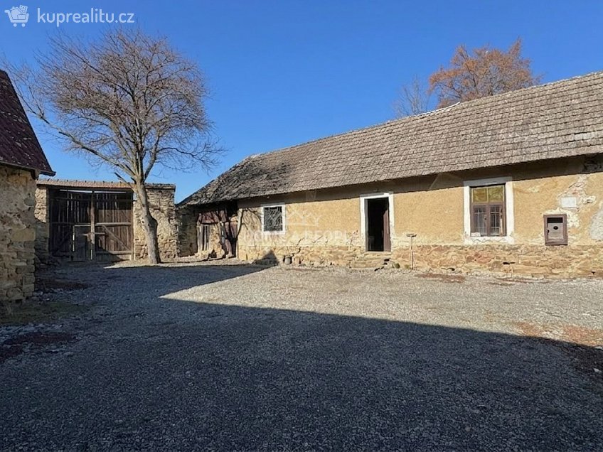 Prodej  rodinného domu 72 m^2 Votice, Votice 