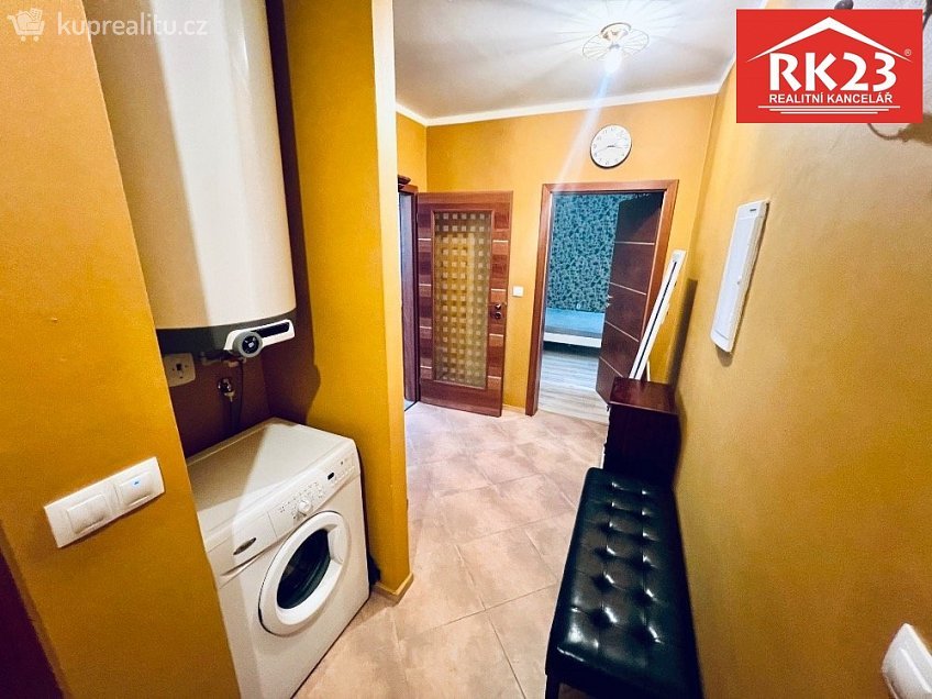 Pronájem bytu 2+kk 66 m^2 Mladějovského, Mariánské Lázně 