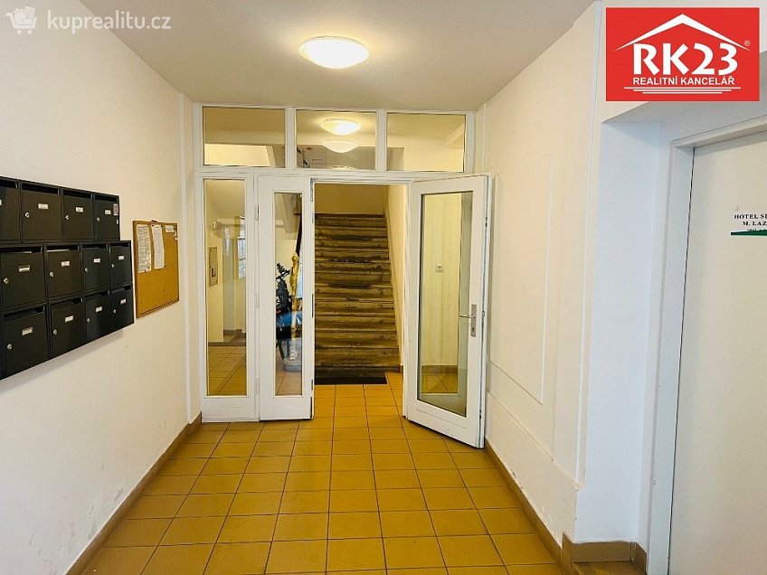 Pronájem bytu 2+kk 66 m^2 Mladějovského, Mariánské Lázně 