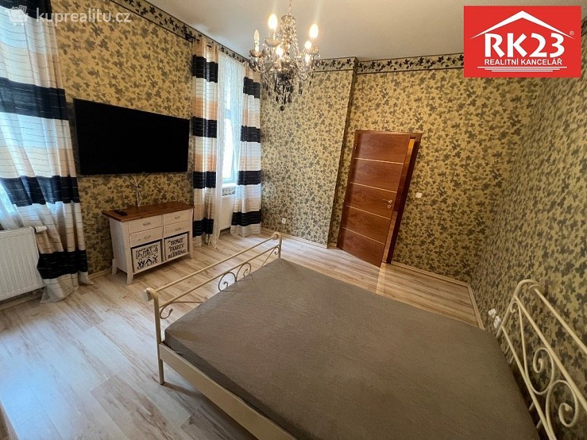 Pronájem bytu 2+kk 66 m^2 Mladějovského, Mariánské Lázně 
