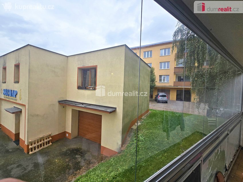 Prodej bytu 3+1 65 m^2 Pražského povstání, Benešov 