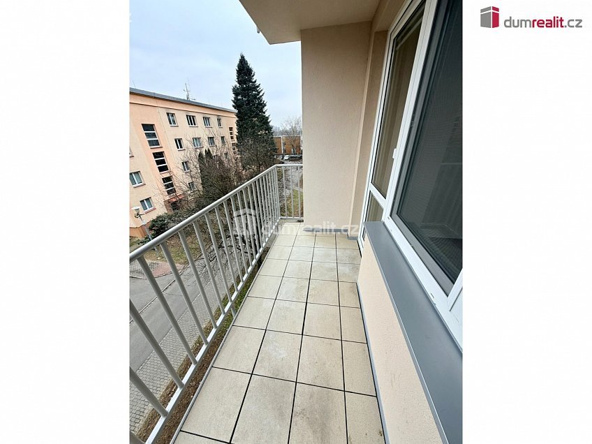 Pronájem bytu 2+1 49 m^2 Dukelská, Zlín 
