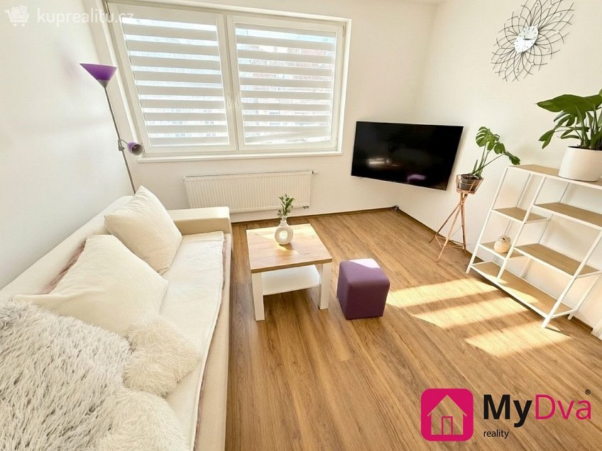 Prodej bytu 2+kk 55 m^2 Jarošova, Znojmo 