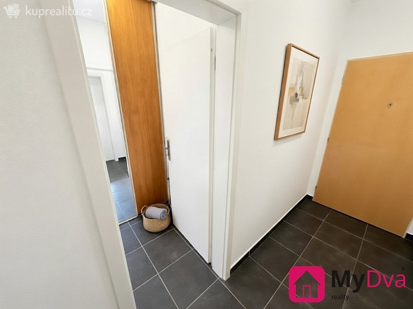 Prodej bytu 2+kk 55 m^2 Jarošova, Znojmo 