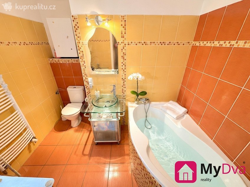 Prodej bytu 2+kk 55 m^2 Jarošova, Znojmo 