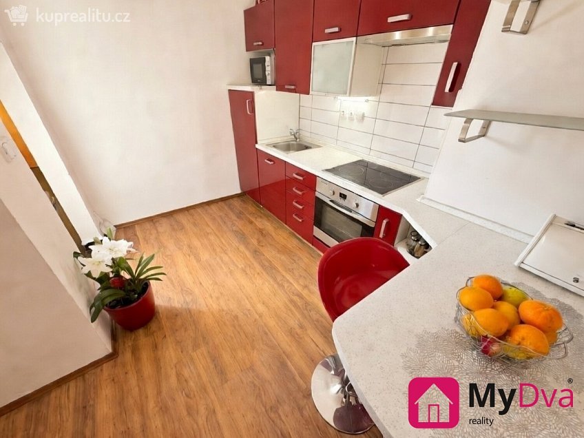 Prodej bytu 2+kk 55 m^2 Jarošova, Znojmo 