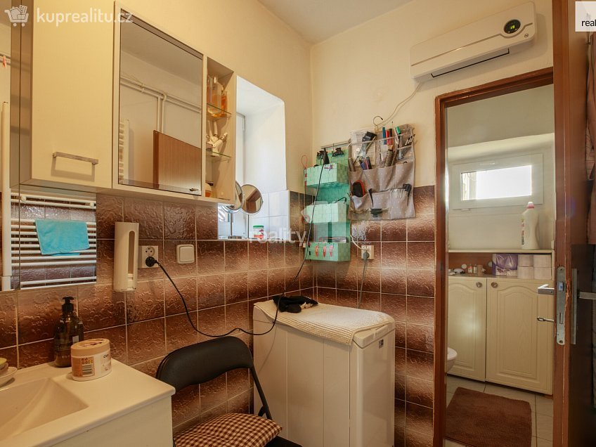 Prodej  rodinného domu 220 m^2 Pražská, Žebrák 