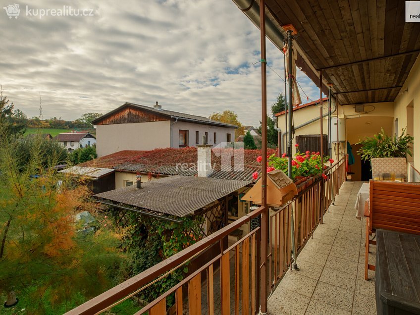 Prodej  rodinného domu 220 m^2 Pražská, Žebrák 