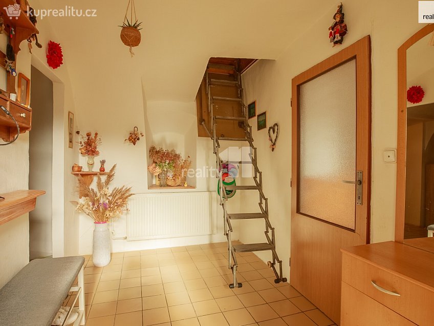 Prodej  rodinného domu 220 m^2 Pražská, Žebrák 