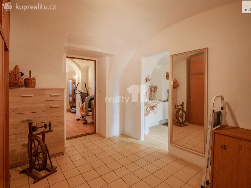 Prodej  rodinného domu 220 m^2 Pražská, Žebrák 