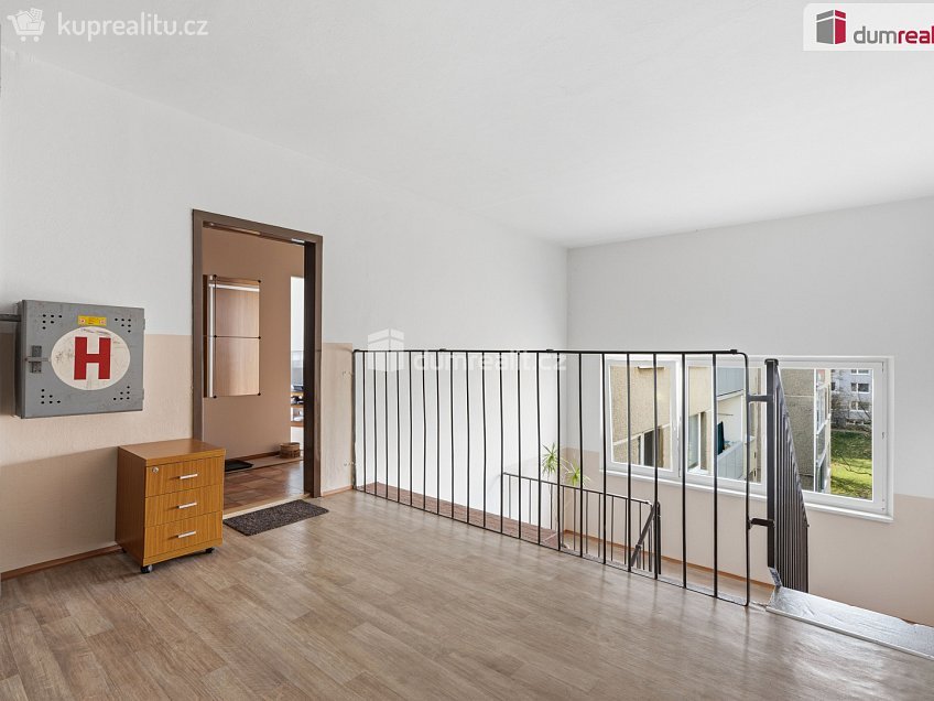 Prodej bytu 3+1 62 m^2 Vřesová, Hodonín 