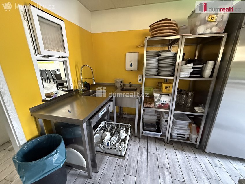 Prodej  restauračního zařízení 230 m^2 Dasnice, Dasnice 