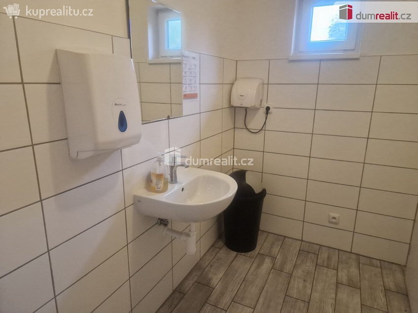 Prodej  restauračního zařízení 230 m^2 Dasnice, Dasnice 