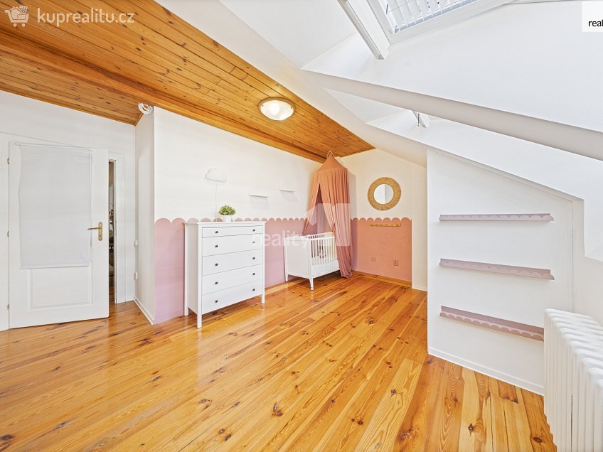 Prodej bytu 5 a více 177 m^2 Matice školské, České Budějovice 