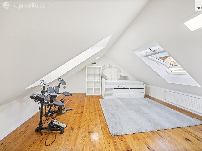 Prodej bytu 5 a více 177 m^2 Matice školské, České Budějovice 